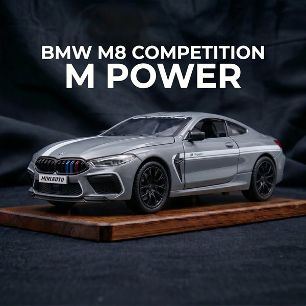 BMW M8 | 1:24 Collector Die-Cast | Nardo Grey Finish