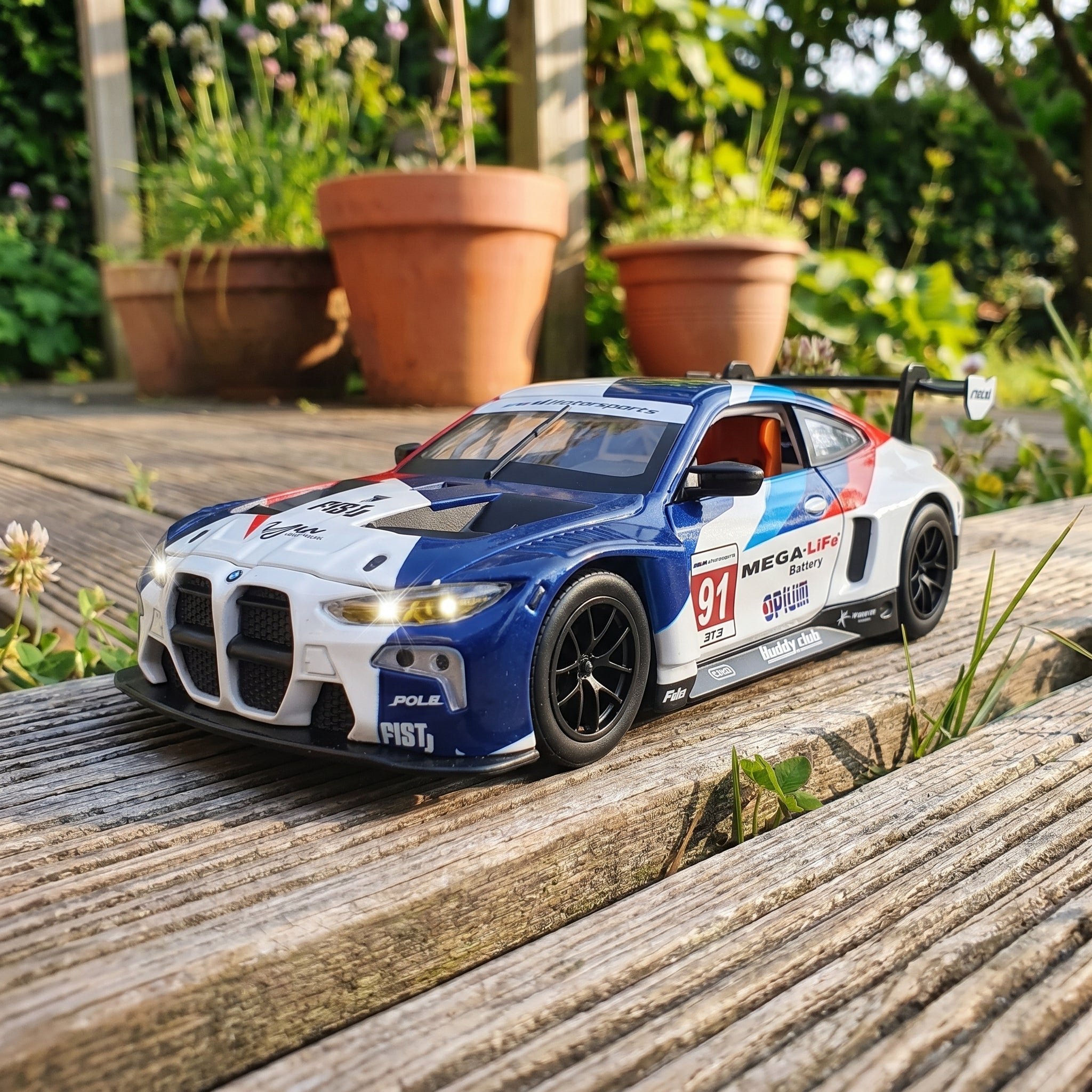 BMW M4 GT3 EVO | 1:24 Collector Die-Cast | Race Livery Finish