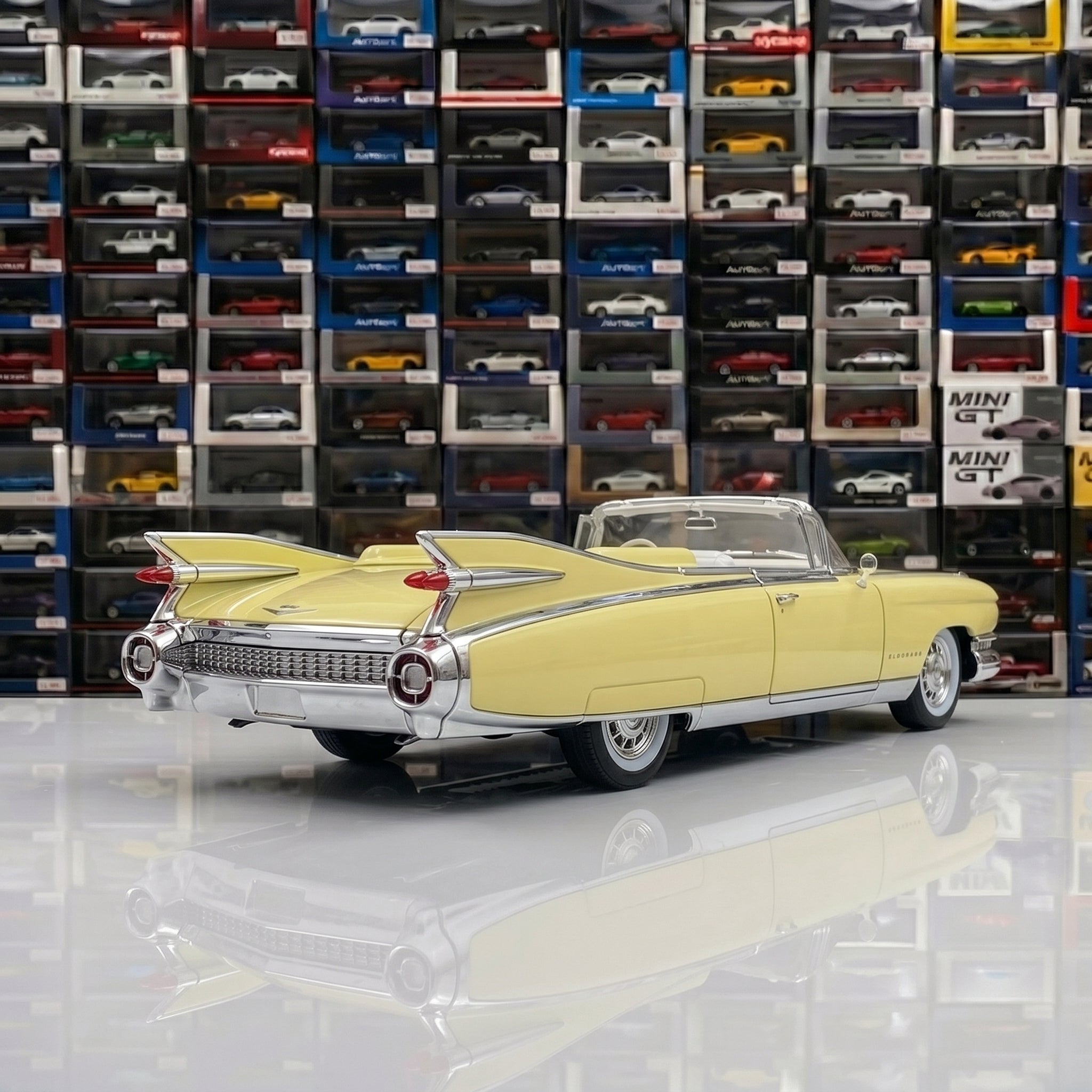 Cadillac Eldorado | 1:24 Collector Die-Cast | Yellow Finish