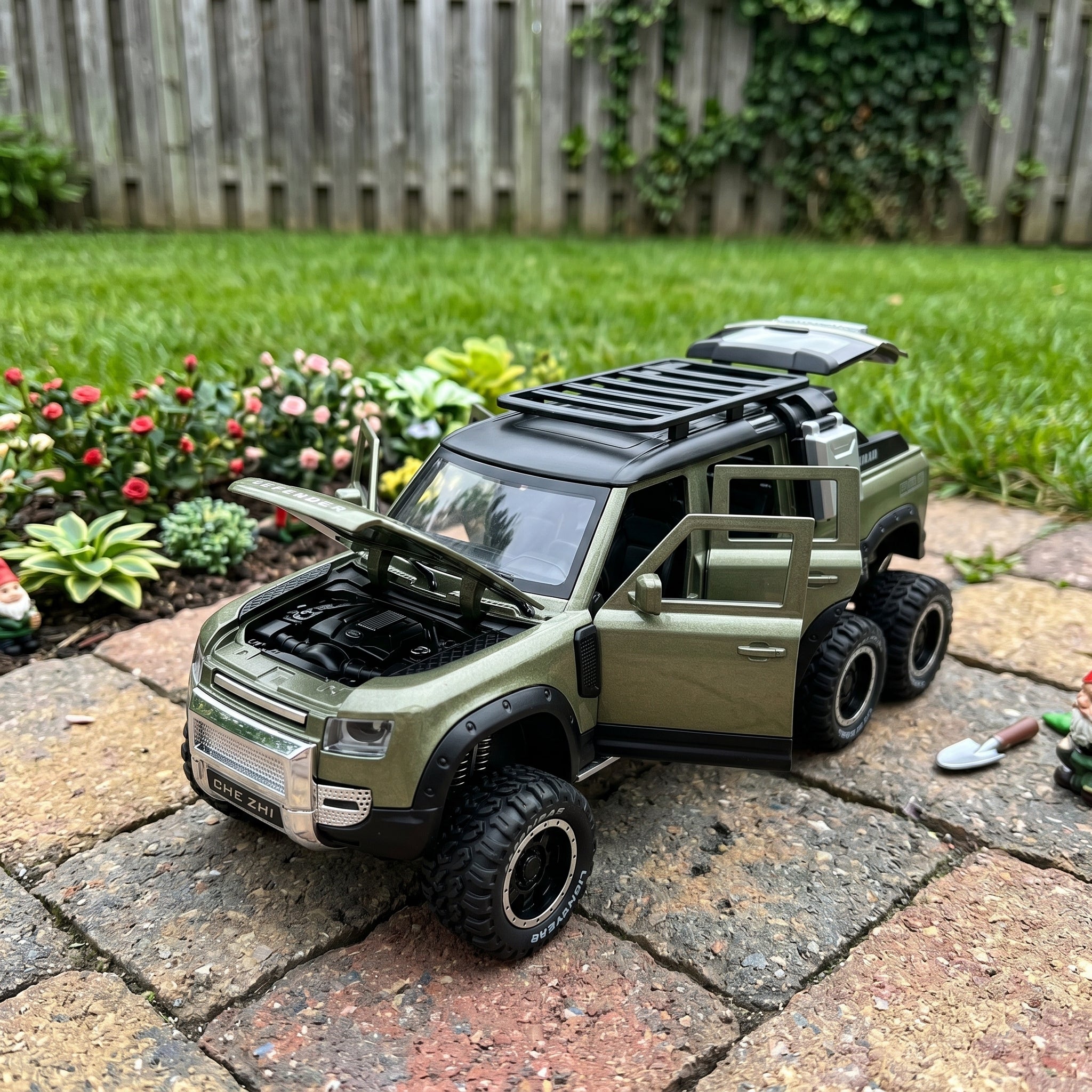 Land Rover Defender 6x6 | 1:24 Collector Die-Cast | Army Green Finish