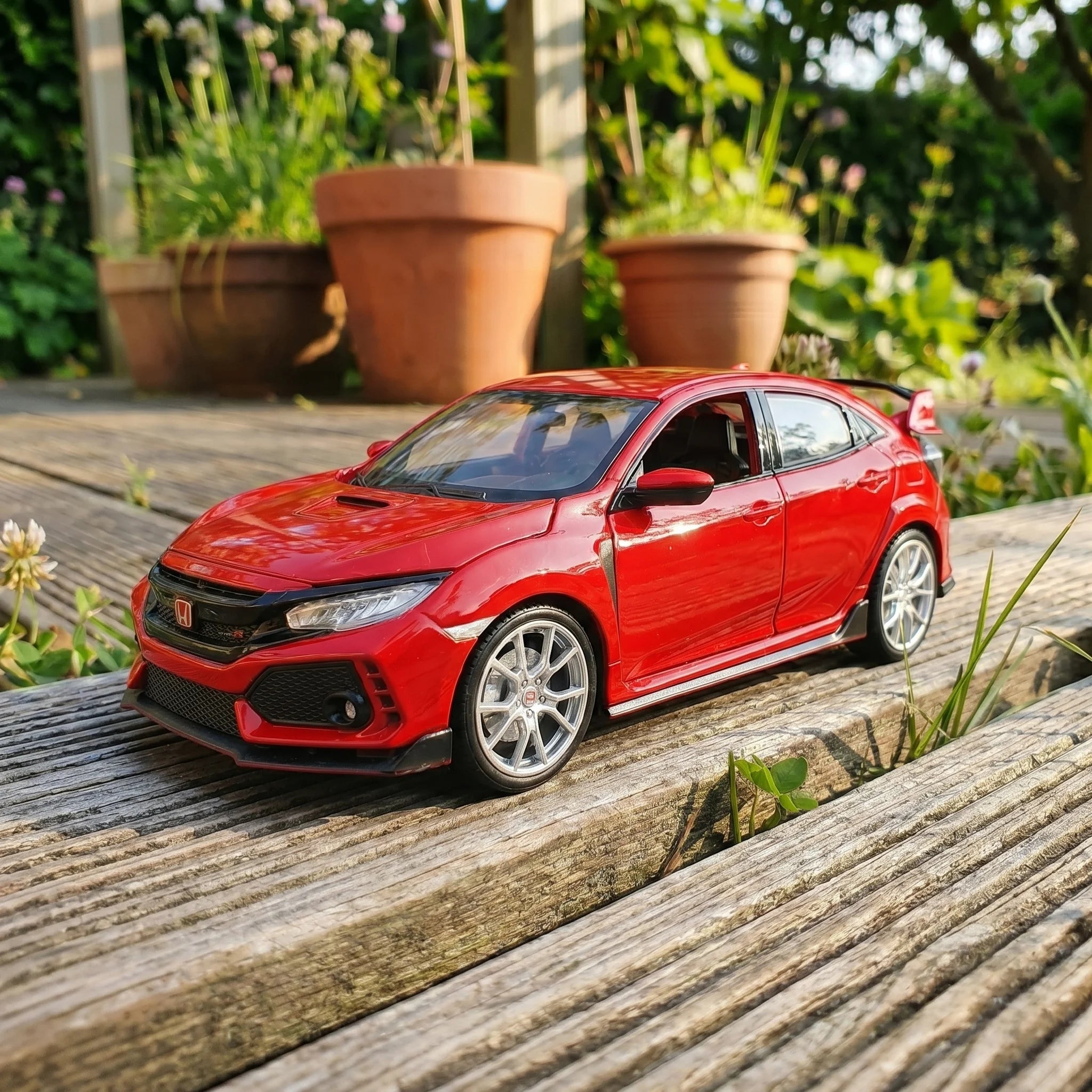 Civic Type R | 1:24 Collector Die-Cast | Red Finish