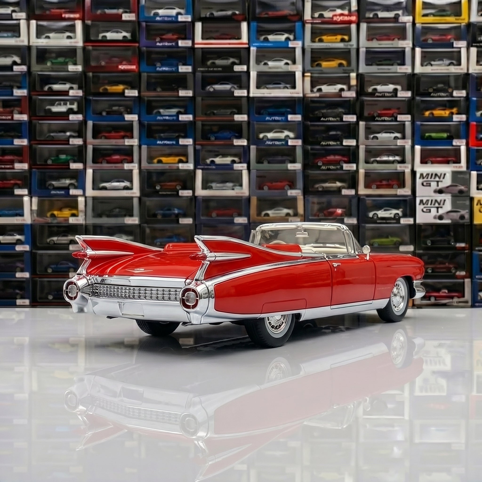 Cadillac Eldorado | 1:24 Collector Die-Cast | Red Finish