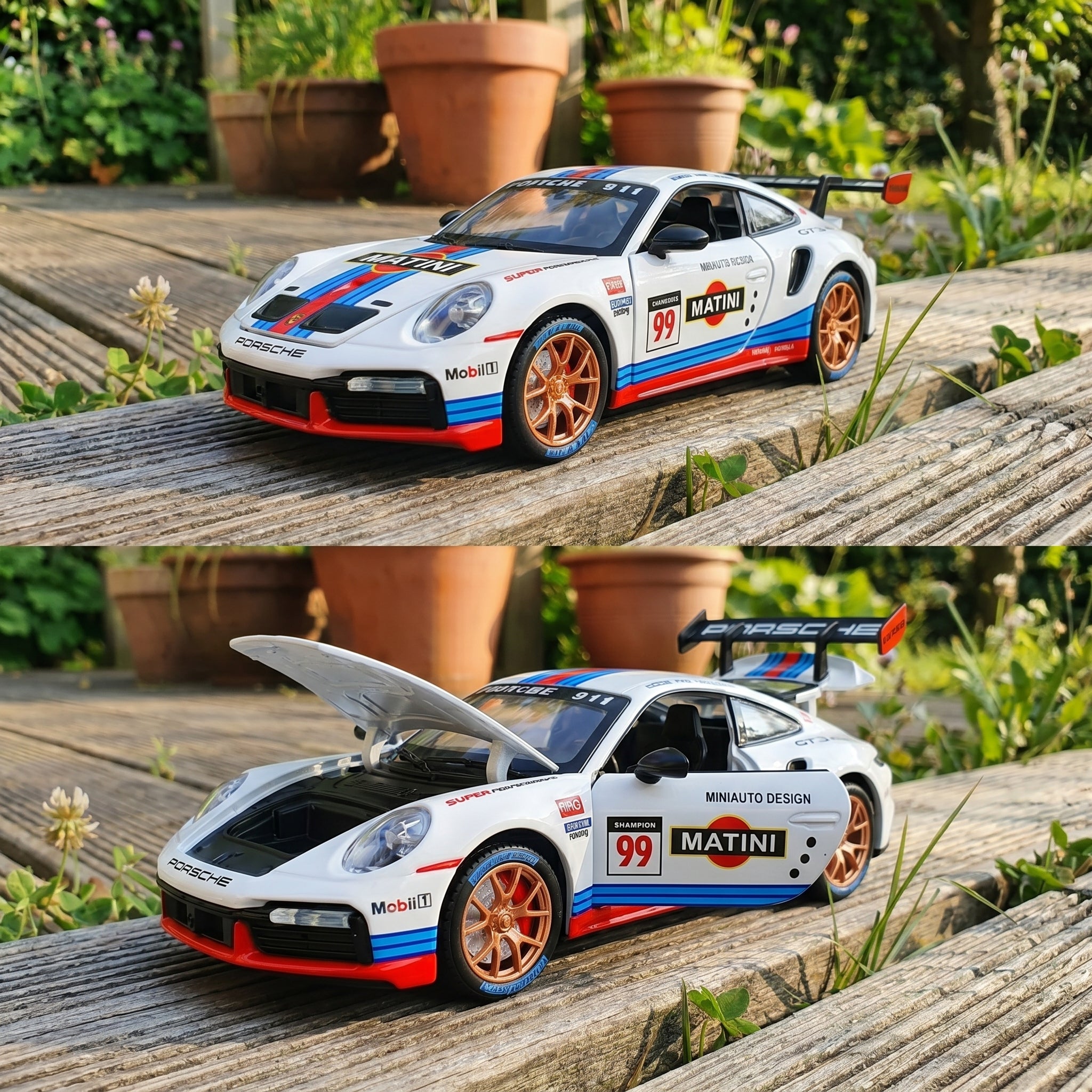 Porsche 911 GTR Martini Racing | 1:24 Collector Die-Cast | White - Martini Racing Tribute Finish