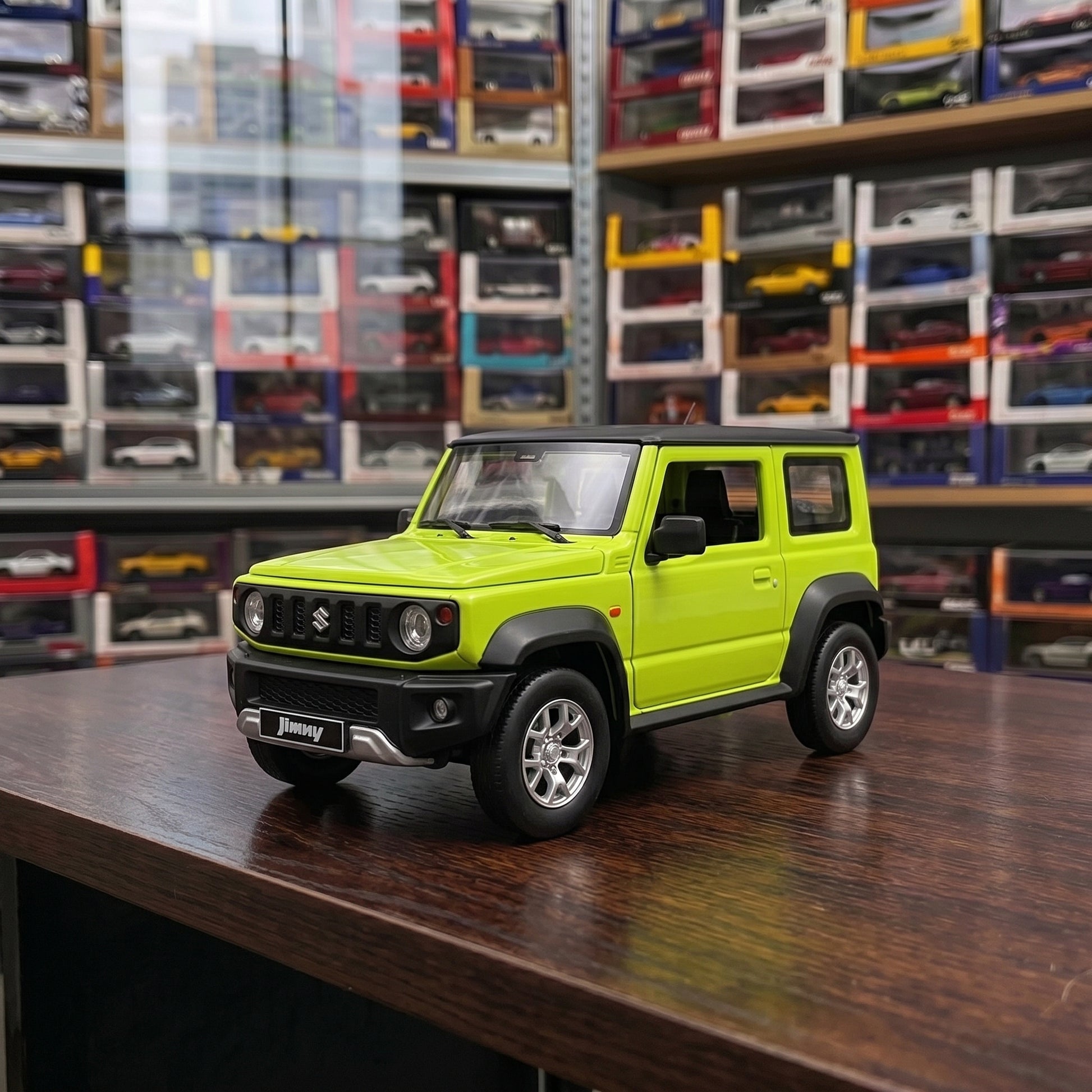 Suzuki Jimny | 1:18 Officially Licensed Die-Cast | Neon Green Finish