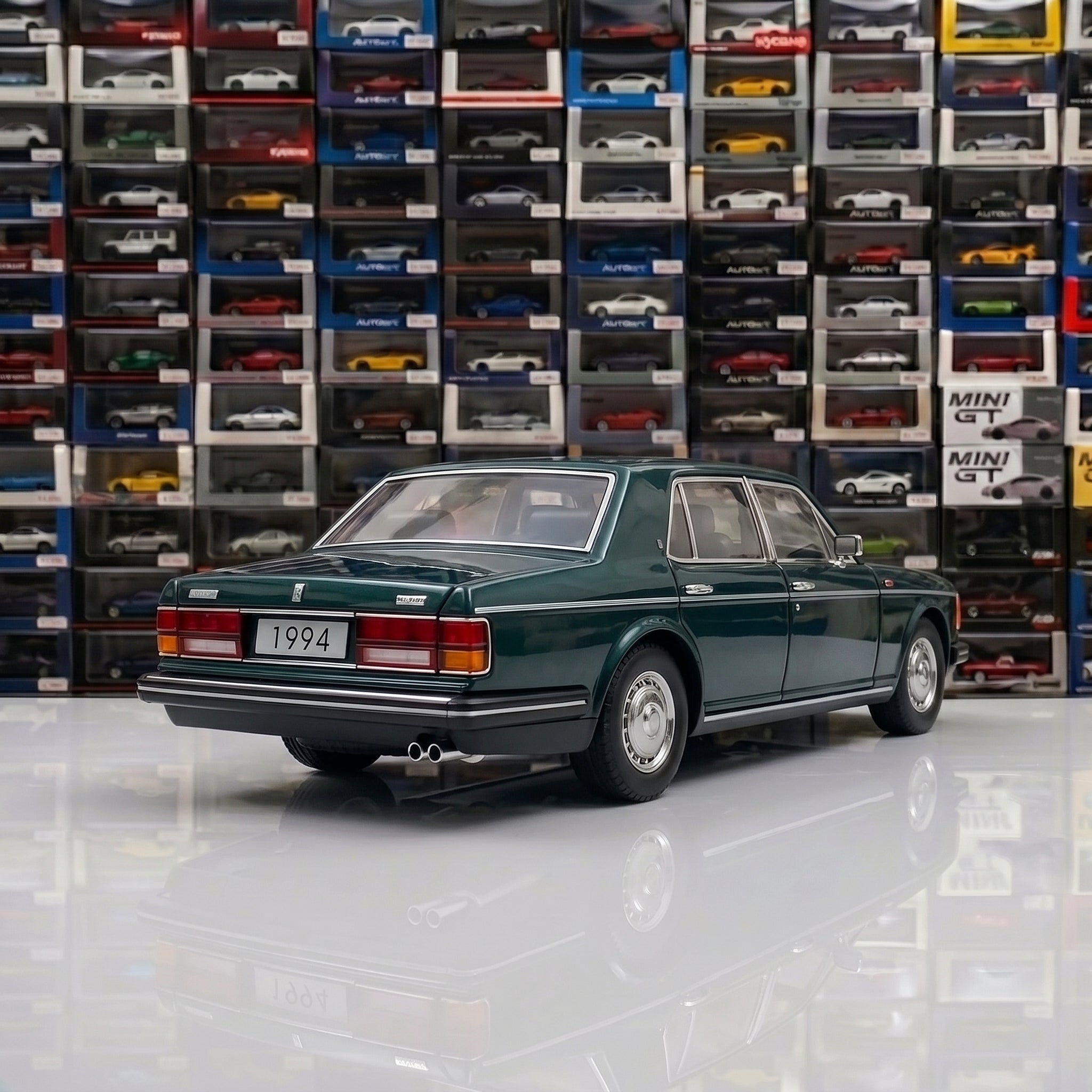 1994 Rolls-Royce | 1:32 Collector Die-Cast | Green Finish