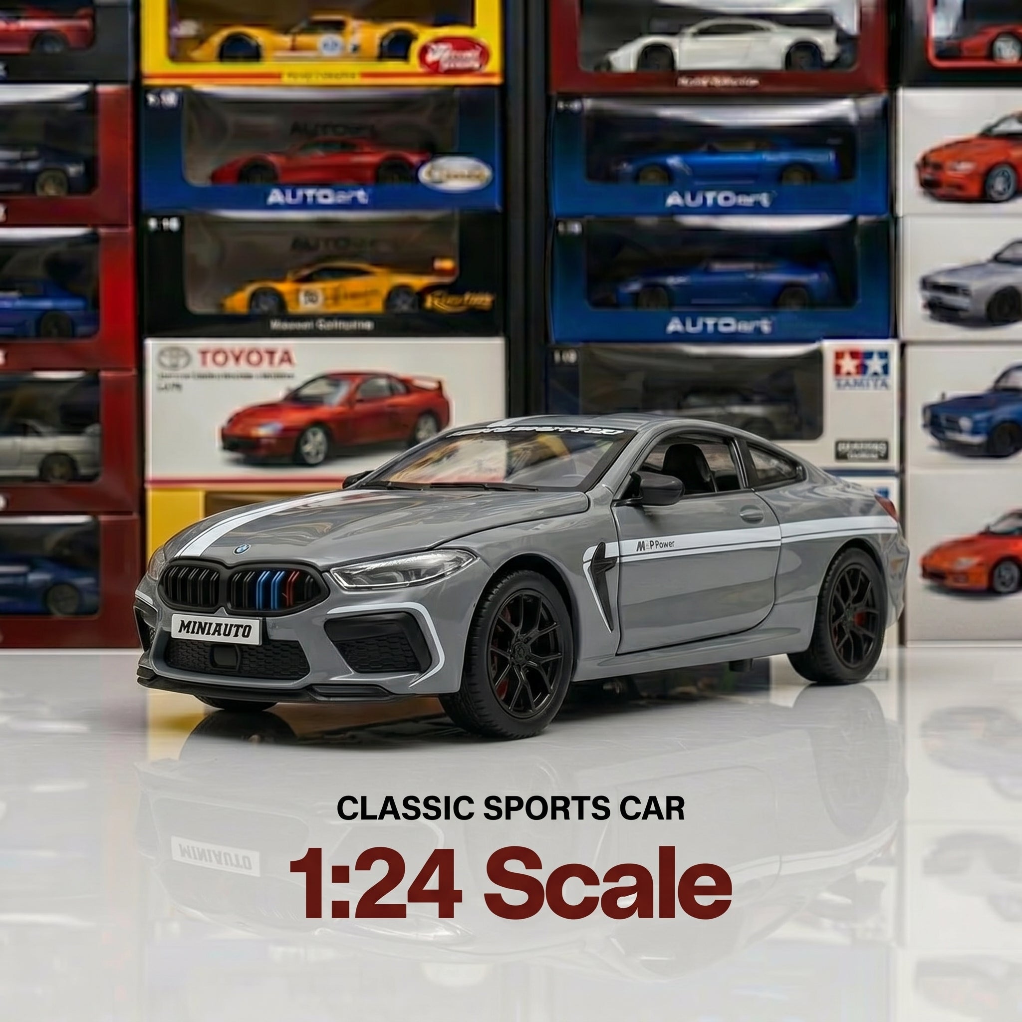 BMW M8 | 1:24 Collector Die-Cast | Nardo Grey Finish