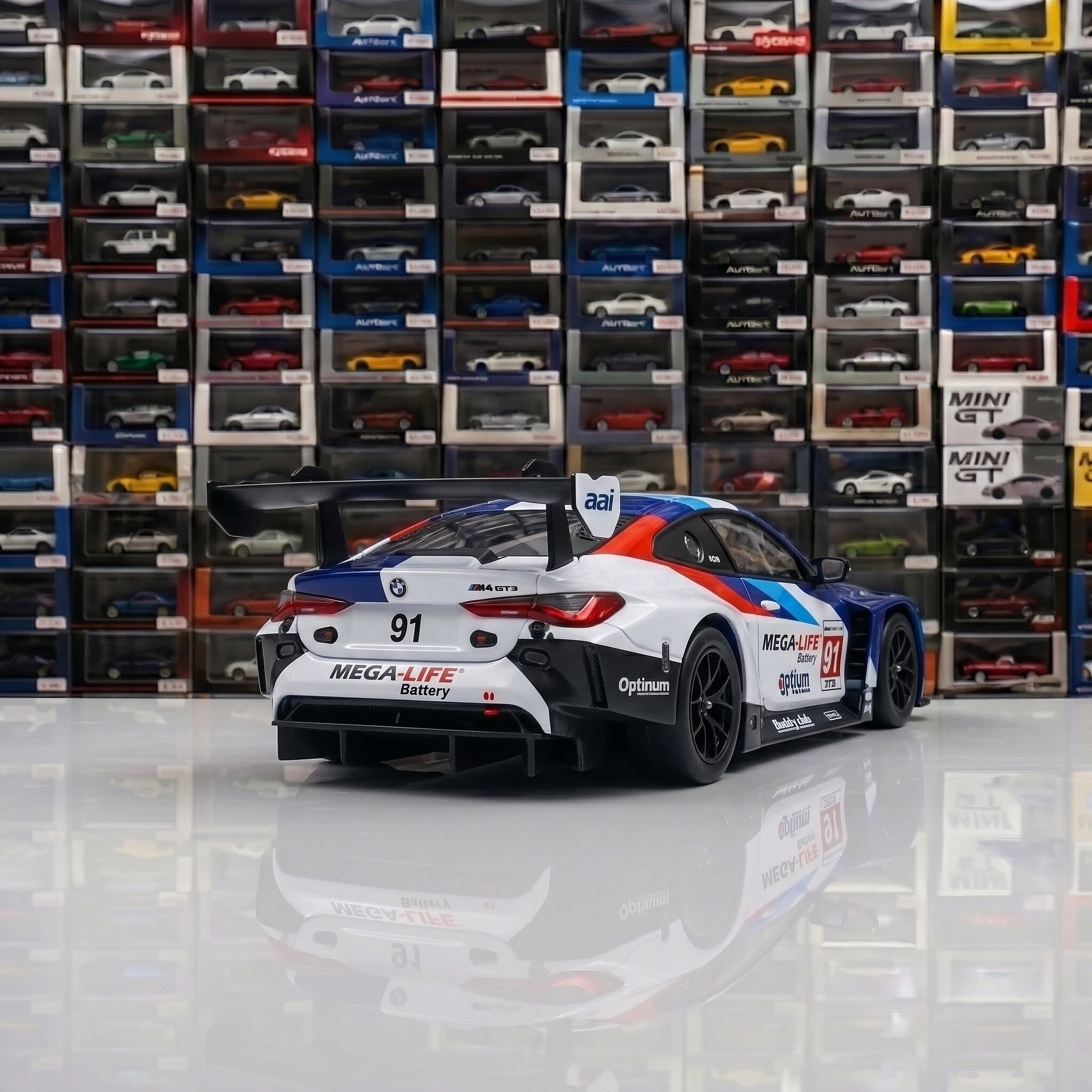 BMW M4 GT3 EVO | 1:24 Collector Die-Cast | Race Livery Finish