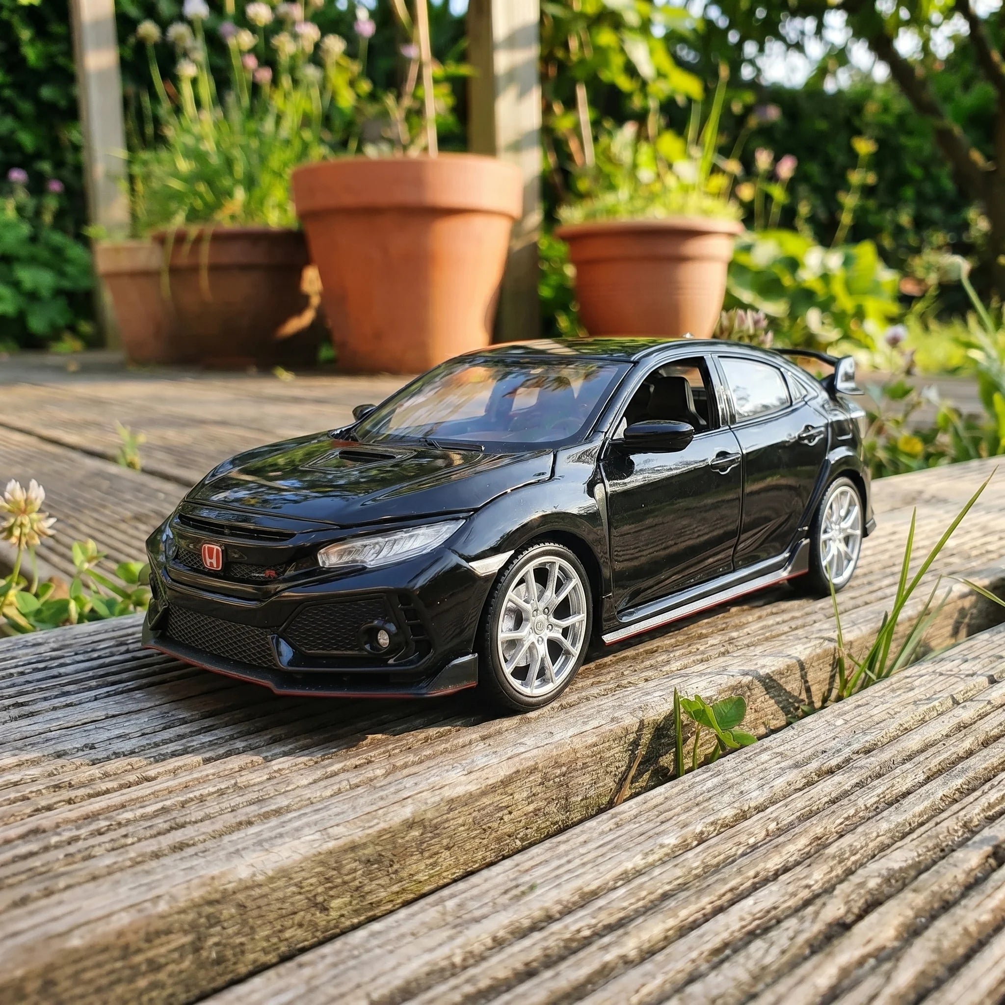 Civic Type R | 1:24 Collector Die-Cast | Black Finish