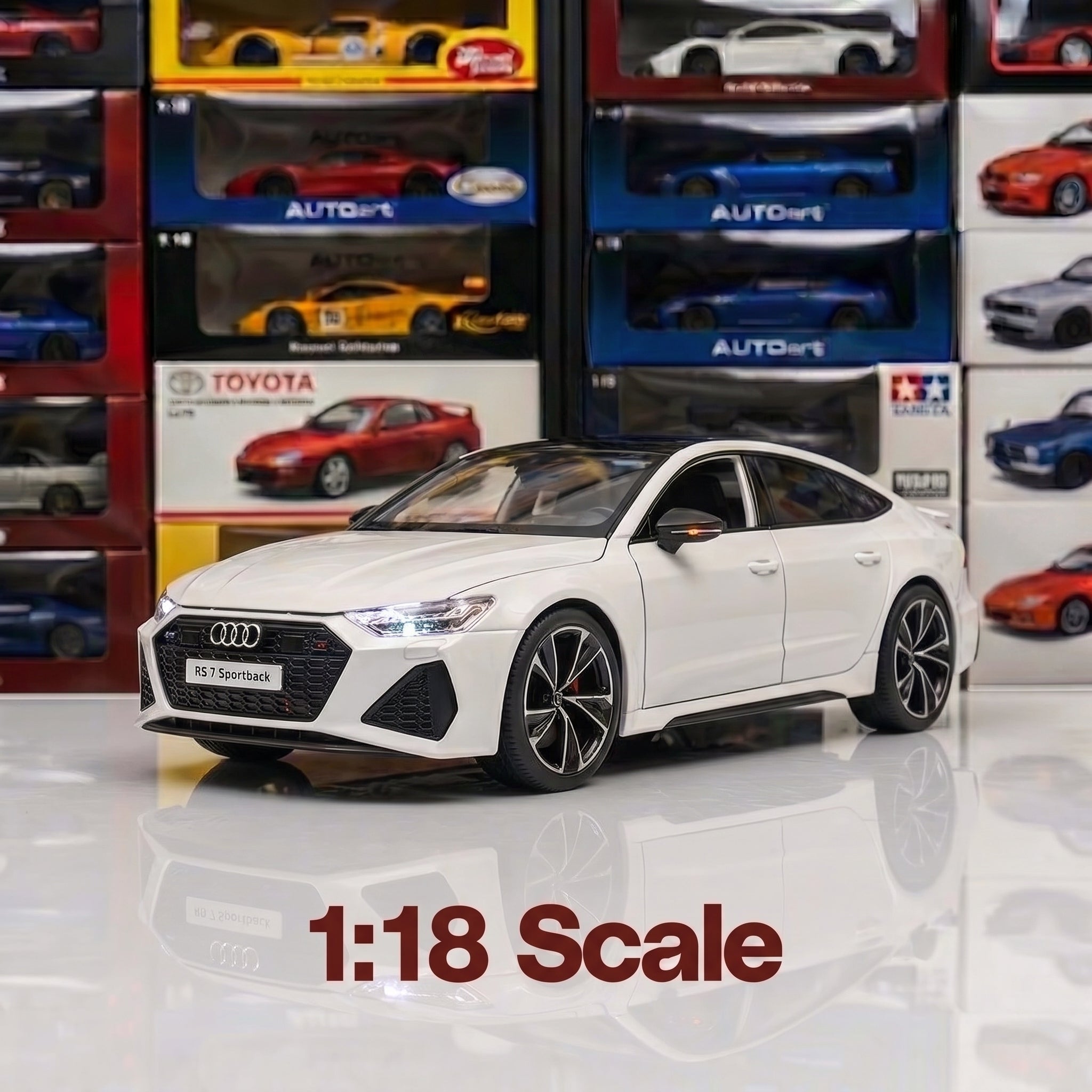 Audi RS7 | 1:18 Officially Licensed Die-Cast with Remote | White Finish